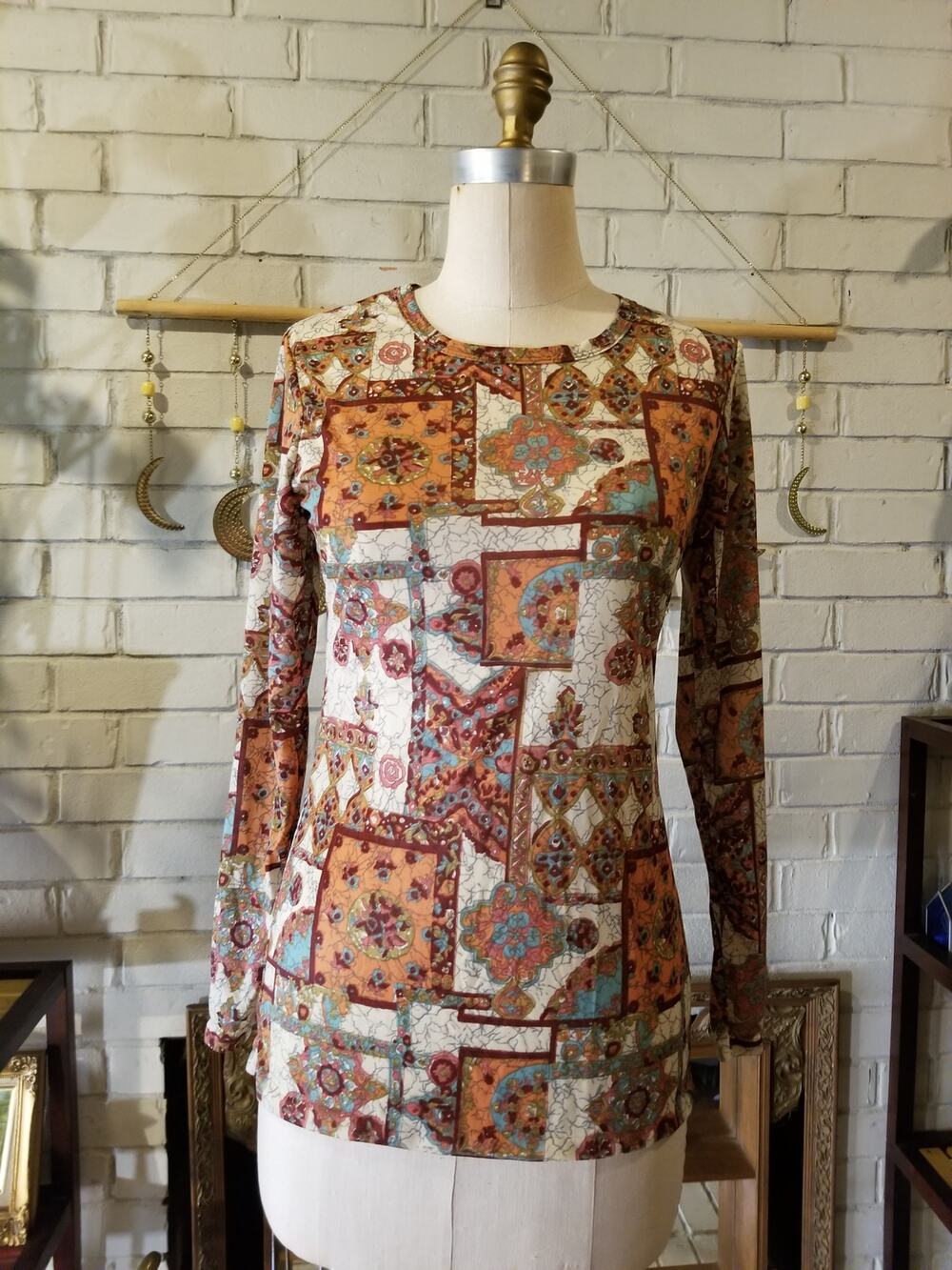 Vintage 70s Elles Belles Mosaic Tile Print Crewneck Top Orange Blue S